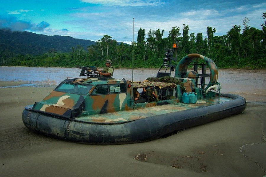 Hovercraft Griffon 2000TD de la Marina de Guerra del Perú. Foto: Griffon Hoverworks
