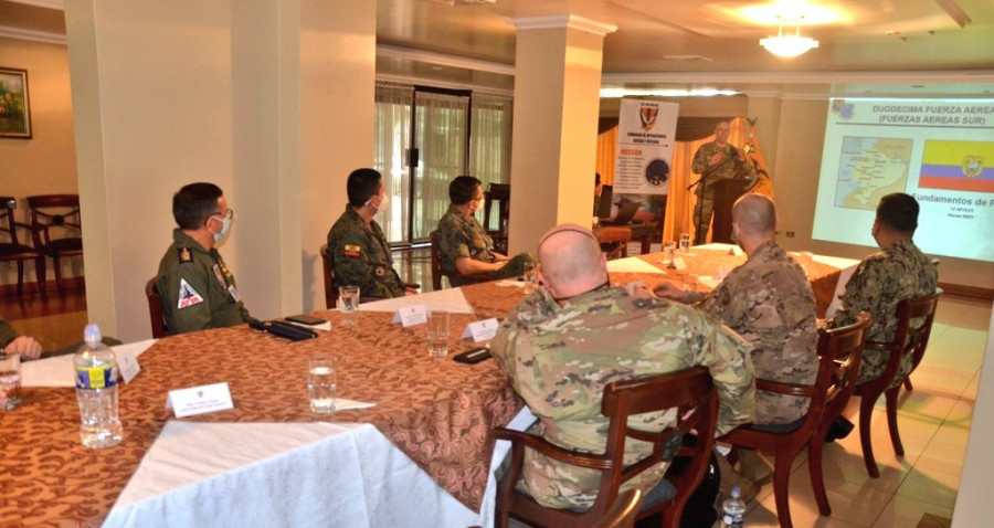 Reunión bilateral. Fotos: Ejército Ecuatoriano