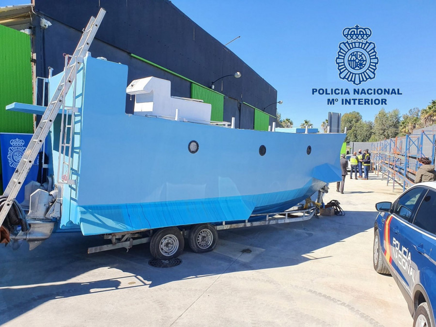 Narco submarino incautado en la operación. Foto: Policía Nacional