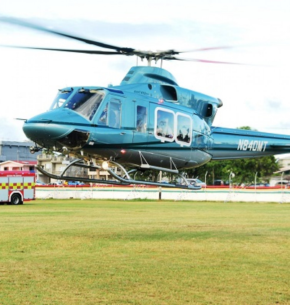 El helicóptero Bell 412 EPI aterrizando en Camp Ayanganna. Foto: Guyana Defence Force