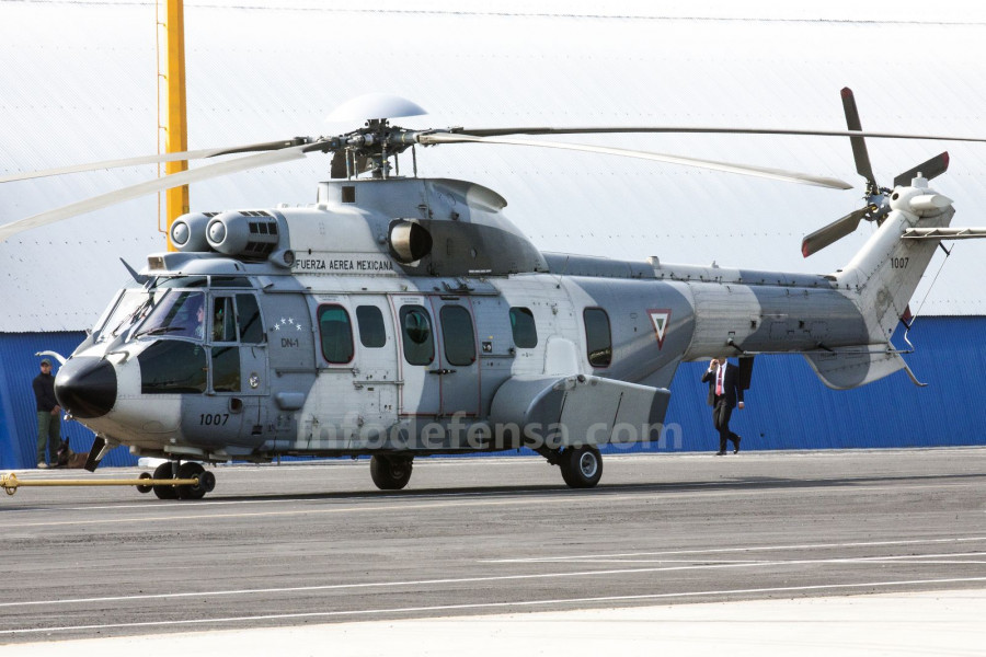 El Airbus H-225M Cougar es el helicóptero de transporte mas moderno de la FAM. Foto Infodefensa