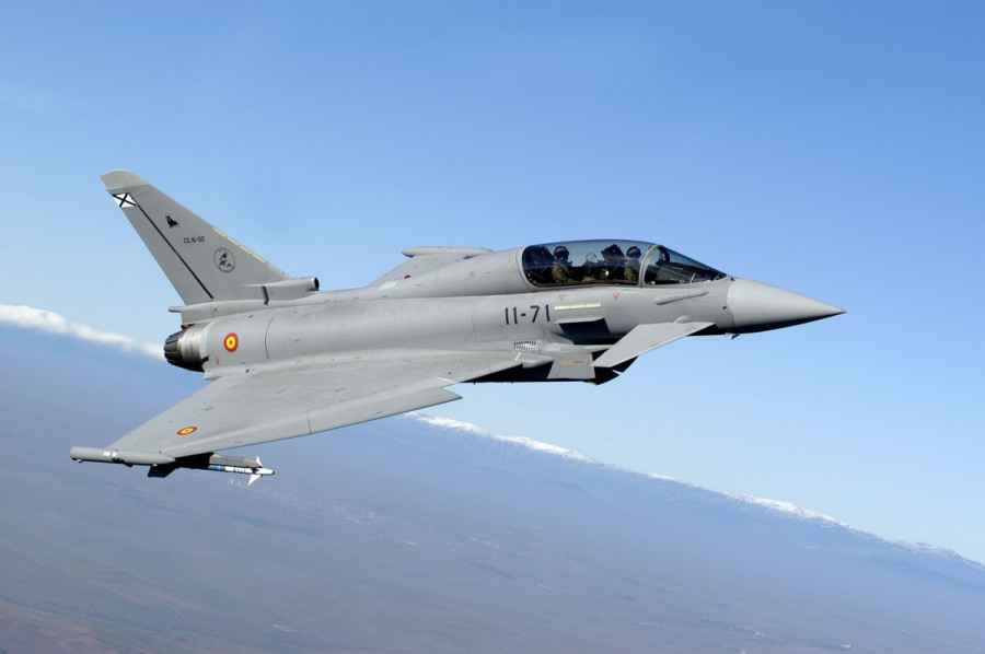 Caza de combate Eurofighter del Ejército del Aire. Foto: Emad