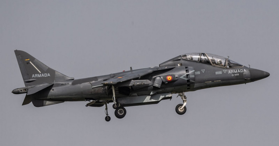 Nuevo caza TAV-8B Harrier de la Armada. Foto: DM Parody dotcom.giphotos