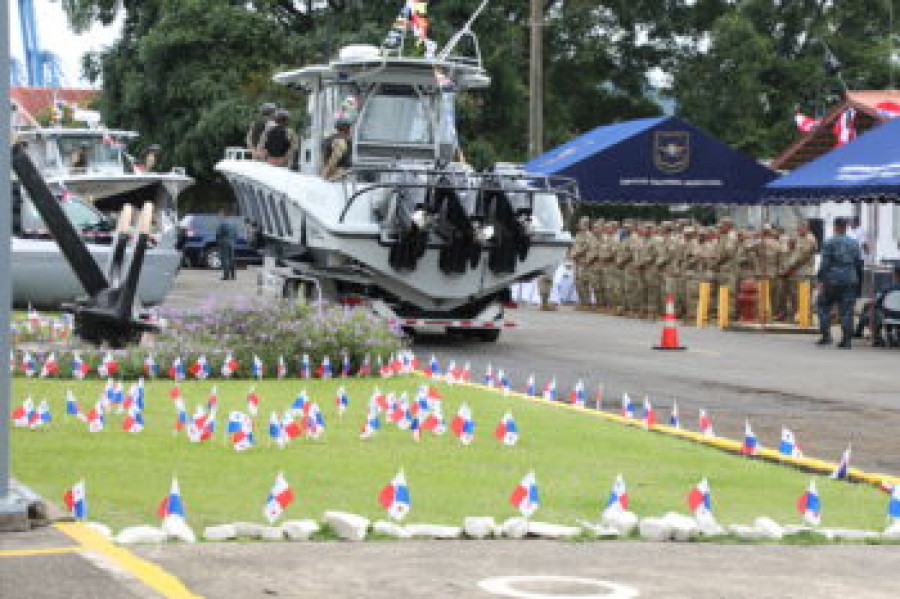Botes Boston Whaler donados a Panamá. Foto: Embajada de Estados Unidos en Panamá.
