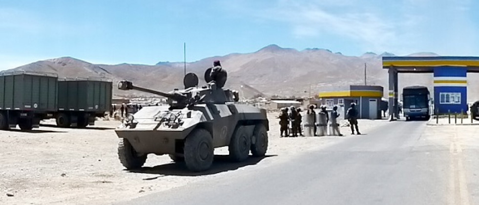 Blindado EE-9 Cascabel del Ejército de Bolivia, emplazado en la frontera con Chile. Foto: Agencia Boliviana de Información.