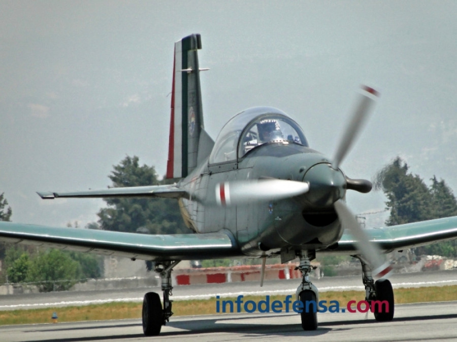 Pilatus PC-7 Fuerza Aérea Mexicana. Imagen JAQC