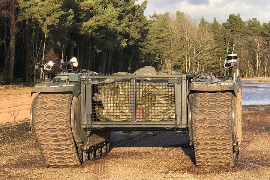 Robot terrestre ensayado en los ejercicios británicos Autonomous Warrior. Foto: Gobierno británico