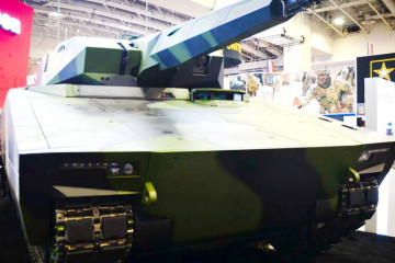 LYNX KF41 en el stand de Raytheon en Washington. Foto: G. Porfilio.
