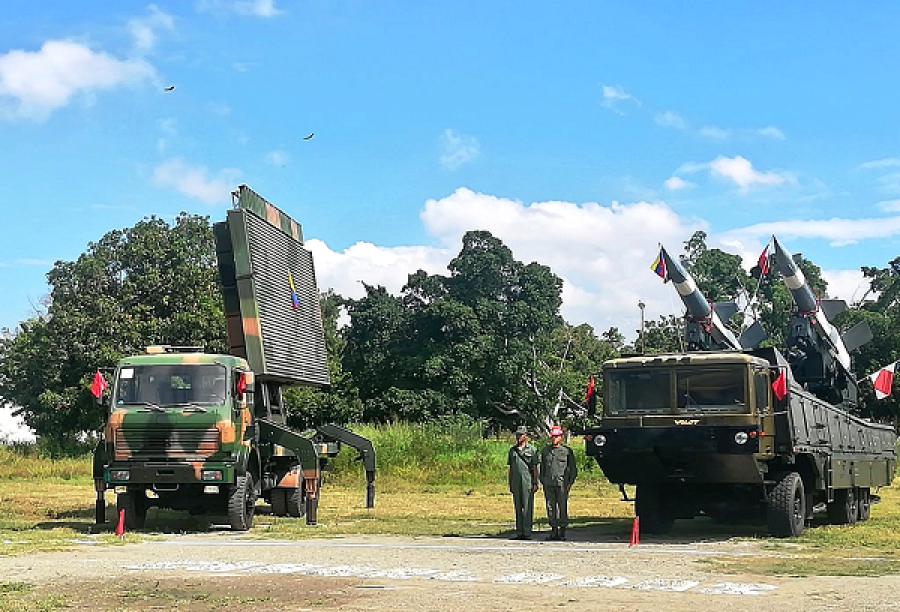 Radar móvil JY-1B y vehículo de lanzamiento del sistema S-125 Pechora M2, recuperados. Foto: Comando de Defensa Aeroespacial Integral.