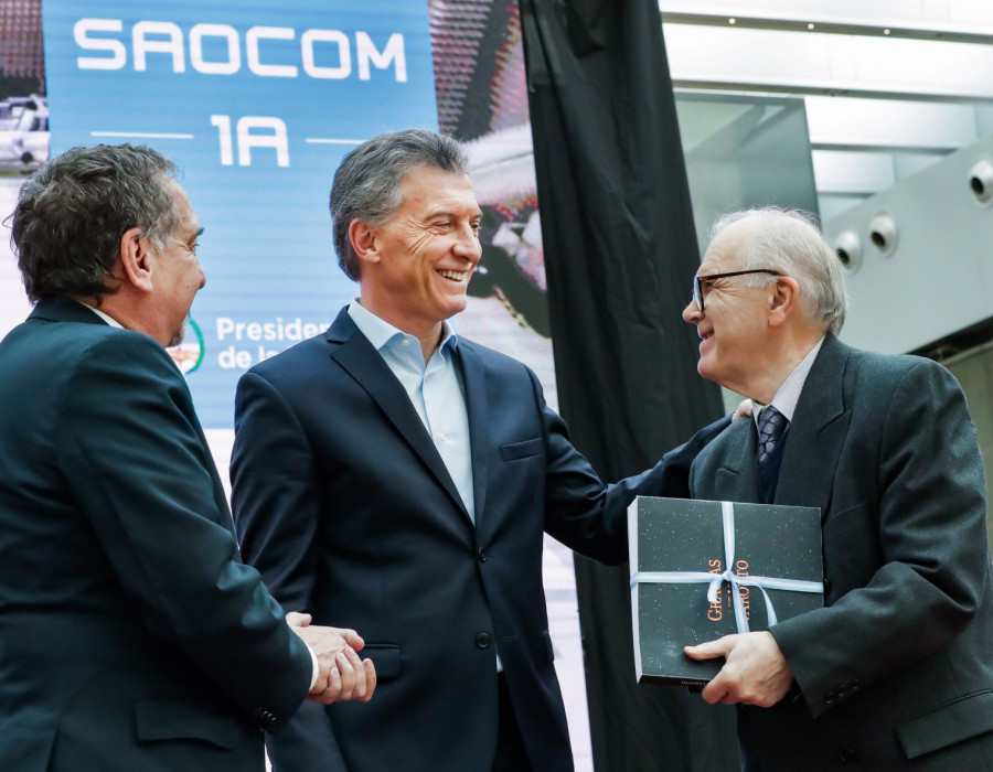 El presidente Mauricio Macri anuncia en agosto el lanzamiento del Saocom 1A. Foto: Presidencia