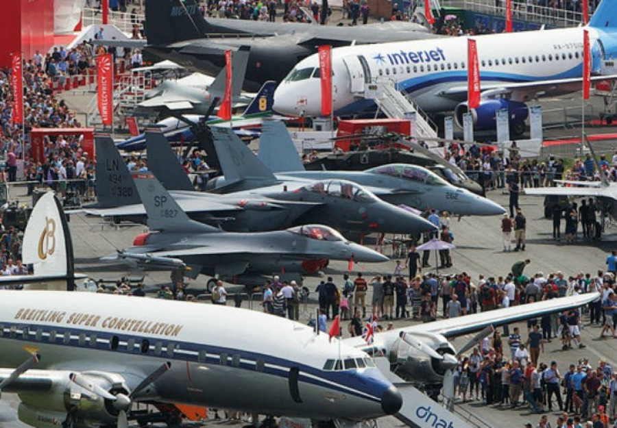 Farnborough International Airshow FIA 2018 en el Reino Unido, el evento aeronáutico más importante del mundo. Imagen FIA 2018