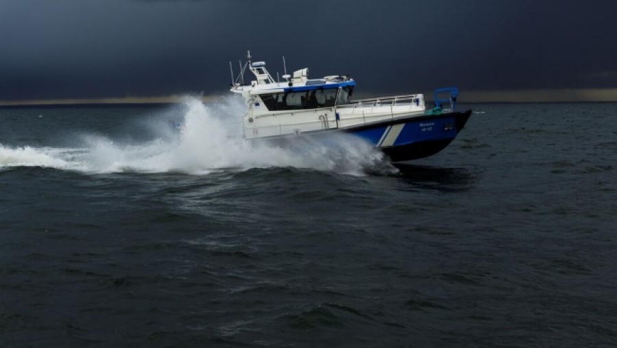 Lancha rápida Patrol SAR 1300. Desarrolla hasta 42 nudos de velocidad. Foto: Baltic Workboats.