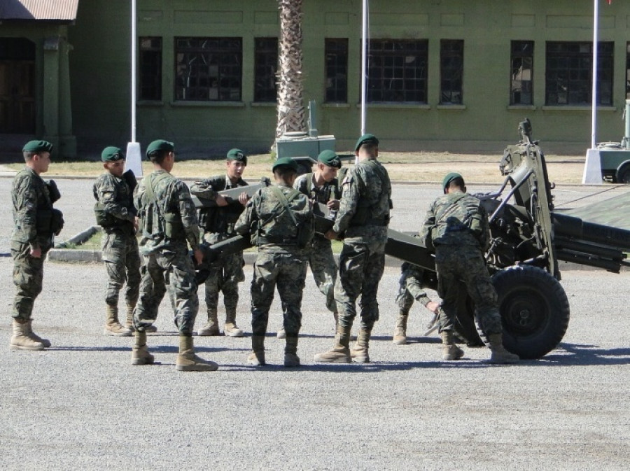 Obús M-56 de 105 mm del Destacamento de Montaña N° 3 Yungay. Foto: Ejército de Chile