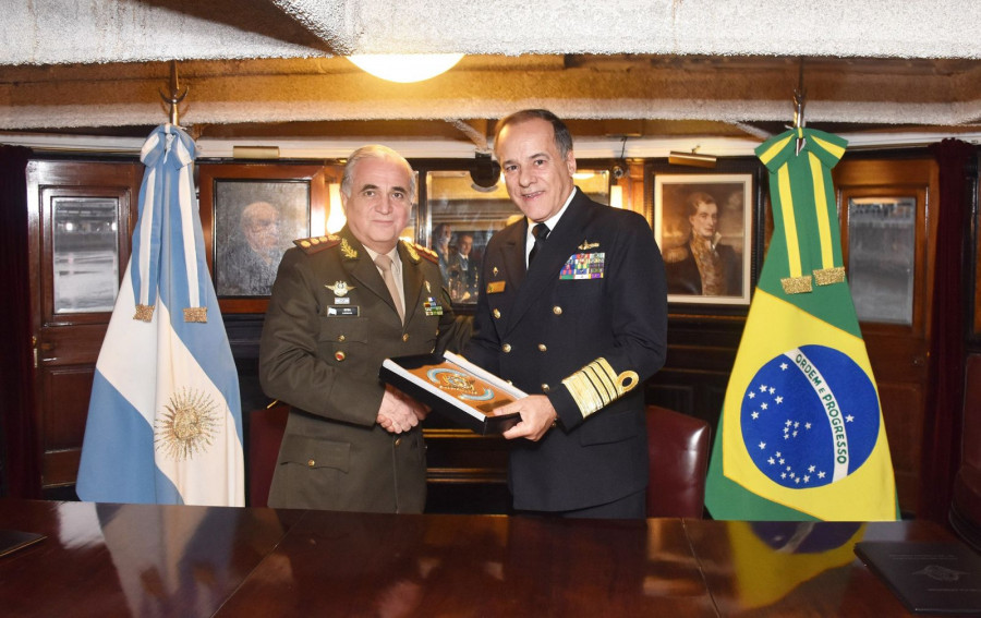 Bari del Valle Sosa y Ademir Sobrinho en Buenos Aires. Foto: EMCO