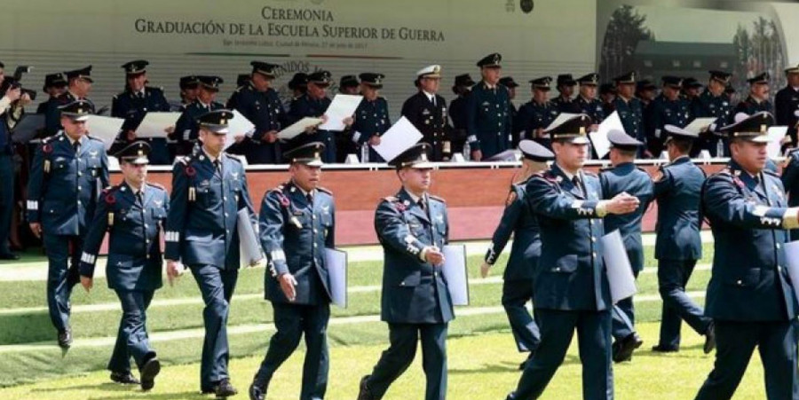 Acto de graduación de los militares cursantes. Foto: Secretaría de la Defensa Nacional de México.