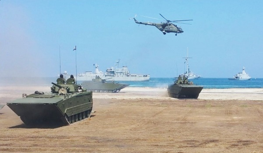 Blindados VN18 durante un simulacro de desembarco anfibio. Foto: Infantería de Marina de Venezuela.