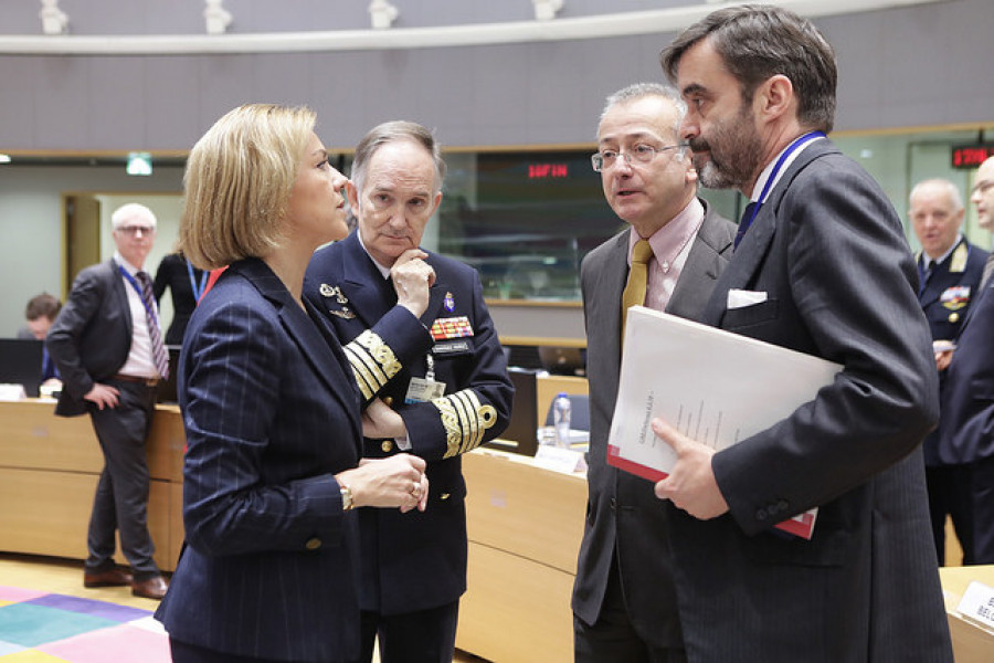 La ministra Cospedal durante la reunión del martes en Bruselas. Foto: Ministerio de Defensa