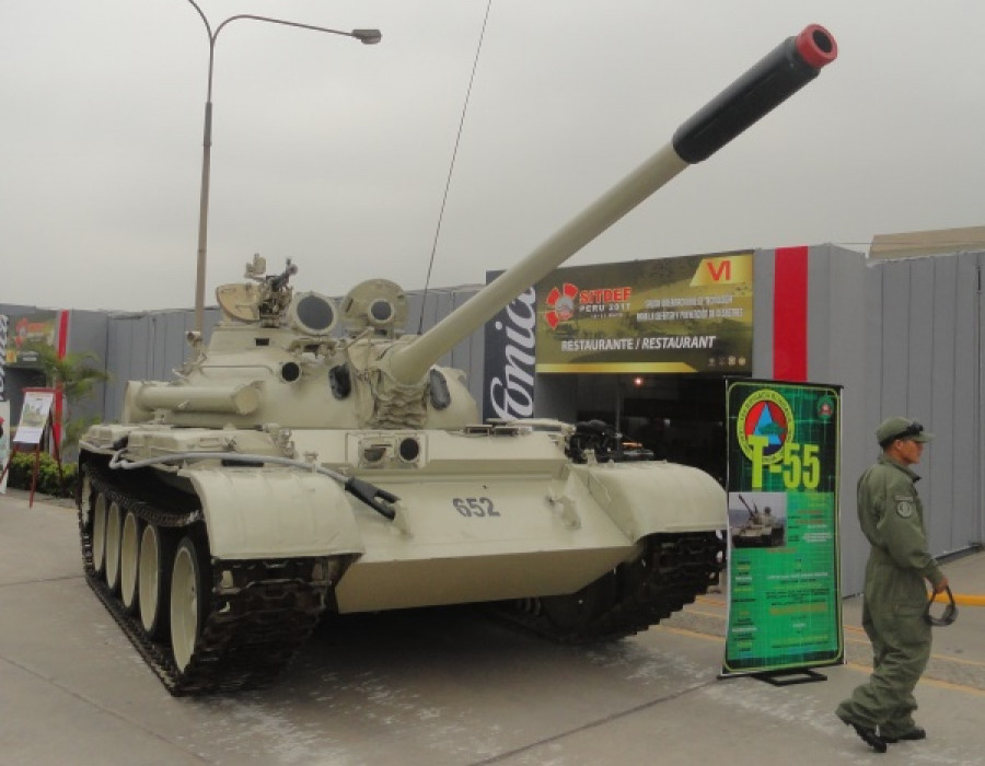 Tanque T-55 del Ejército del Perú. Foto: Peter Watson  Infodefensa.