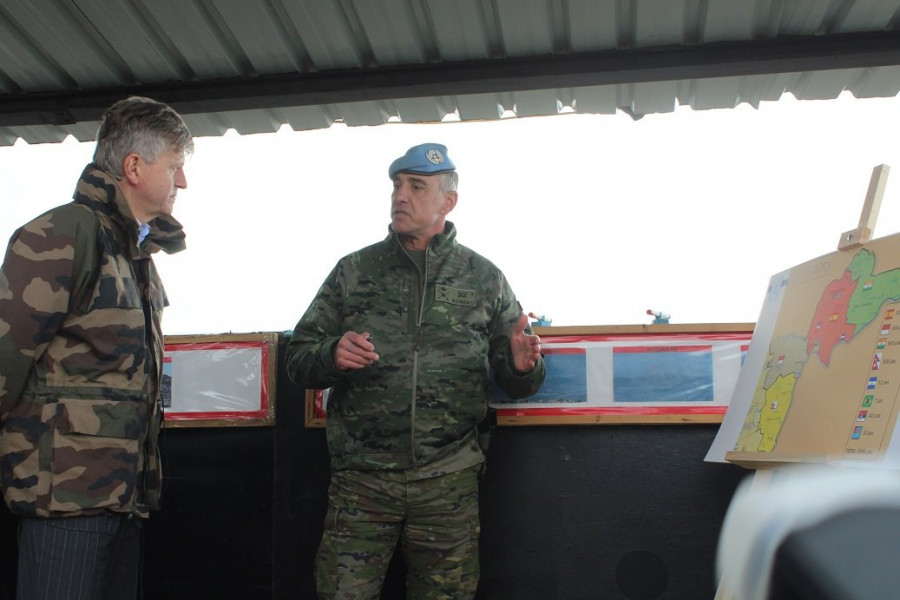 El general Romero en la misión Unifil en el Líbano. Foto: EMAD