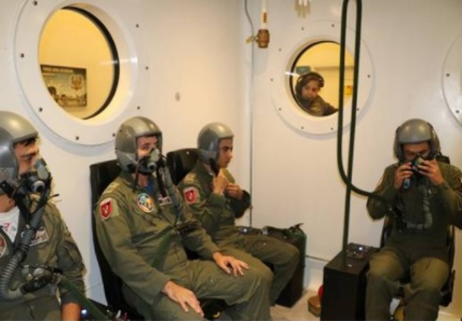 Pilotos FACh en preparación fisiológica en Colombia. Foto: Catam.
