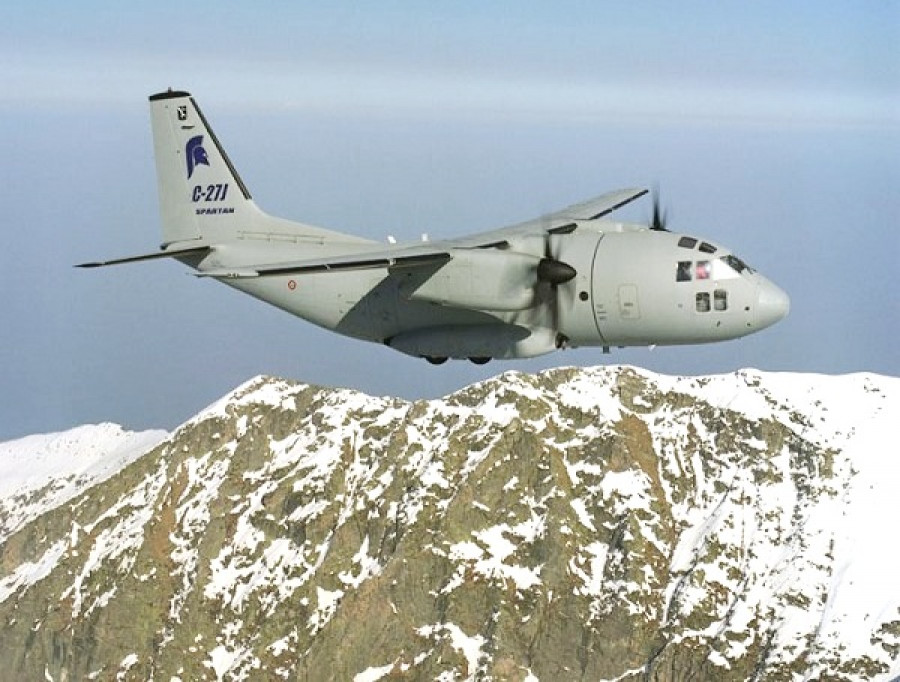 C 27J sobre montana Alenia