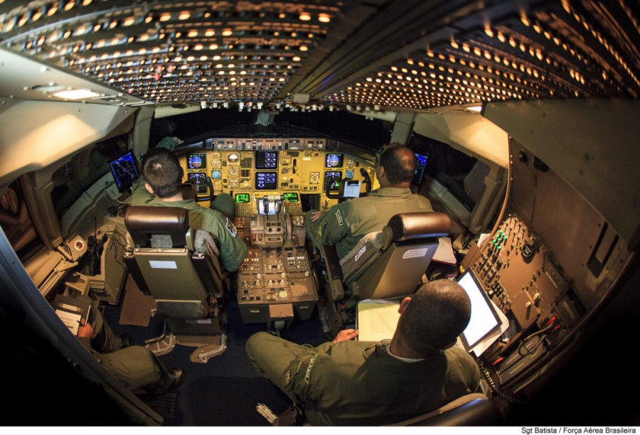 Capacidade estratégica do Boeing 767: payload 260 pessoas38 toneladas de carga  grande alcance.