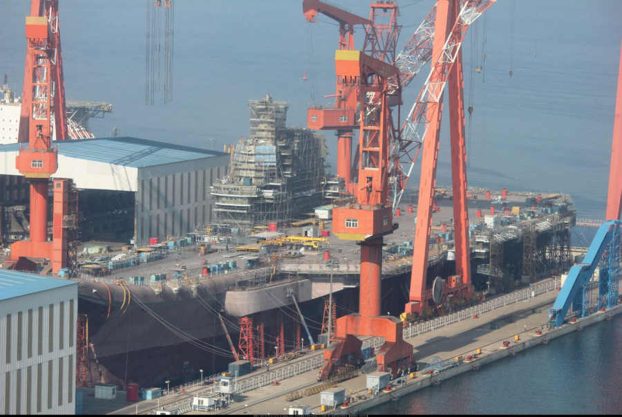 Portaaviones chino Shandong durante su construcción. Foto: Sino Defence Forum