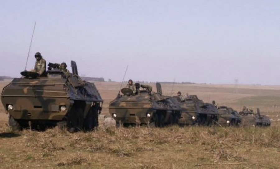 Transportes de personal SKOTOT-64 desactivados por el Ejército uruguayo. Foto: Ejército uruguayo.