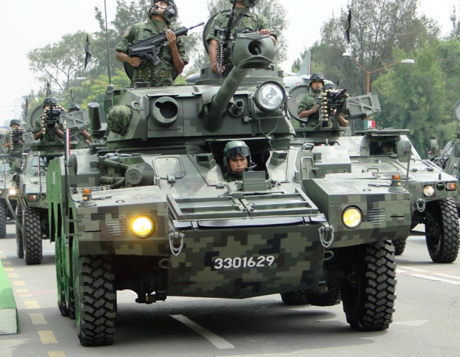 Vehículo de reconocimiento de fabricación francesa, Panhard Defense ERC-90 del ejercito mexicano. Foto JAQC