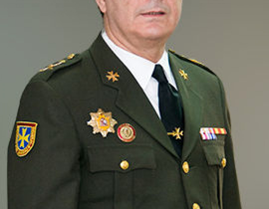 El general médico José María Alonso De Vega. Foto: Emad