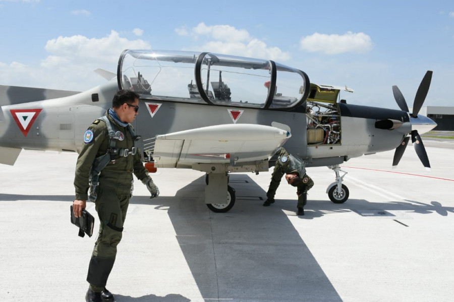Amalgam Eagle es una oportunidad de promover la recuperación de los cazas mexicanos. Fotos SEMAR y USAF.