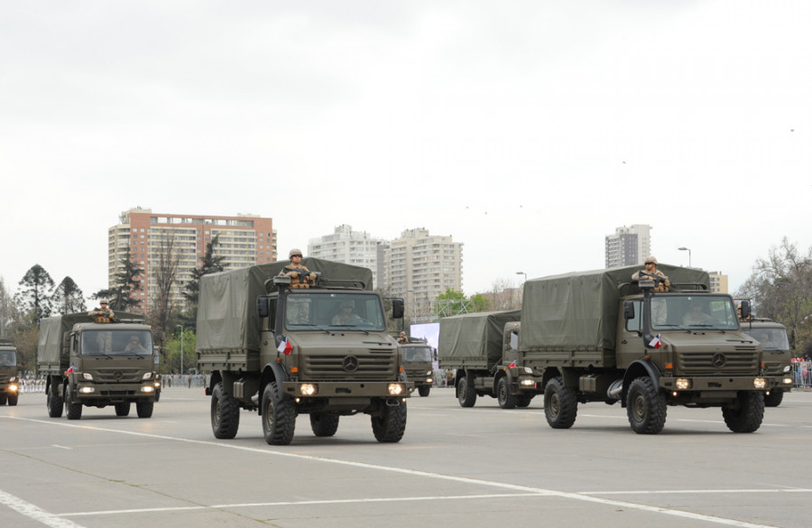 Los camiones Unimog 4000 4X4 permiten reforzar e incrementar la capacidad de despliegue de la Fuerza Terrestre. Foto: Ejército de Chile
