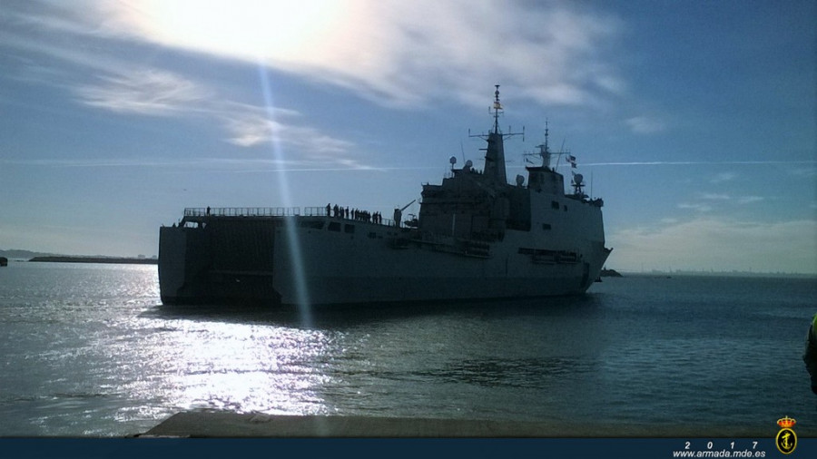 Buque de asalto anfibio de Galicia en Atalanta. Foto: Armada