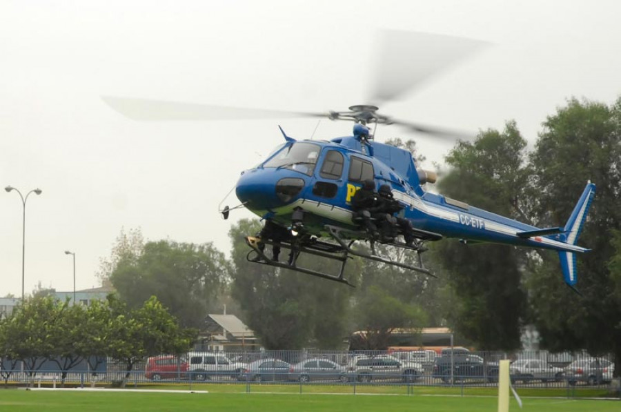 PDI helicoptero AS350 B3 matricula CC ETF