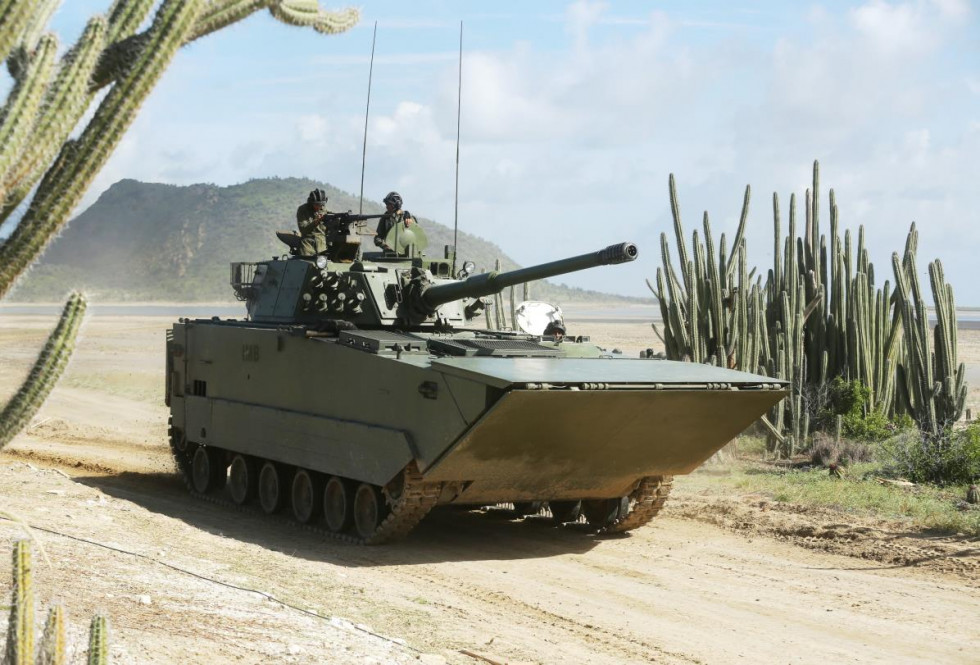 Tanque ligero de asalto anfibio VN16 de la Infantería de Marina venezolana. Foto: Agencia Venezolana de Noticias.