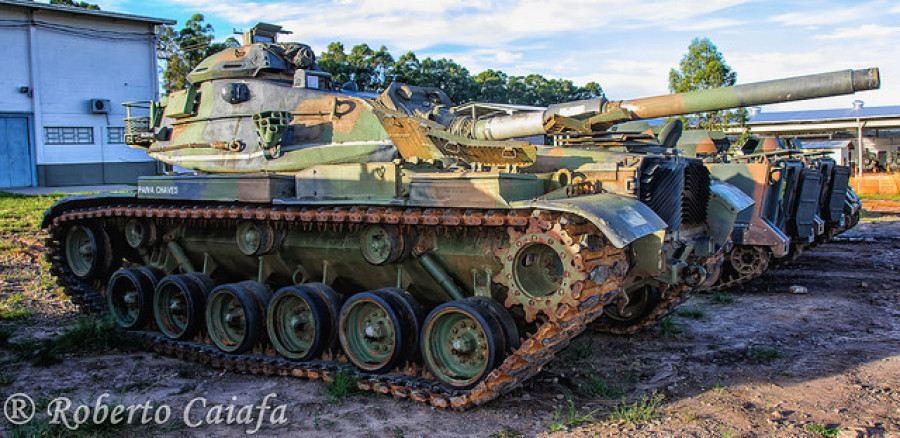 Un tanque M-60 del ejército brasileño. Foto: Roberto Caiafa