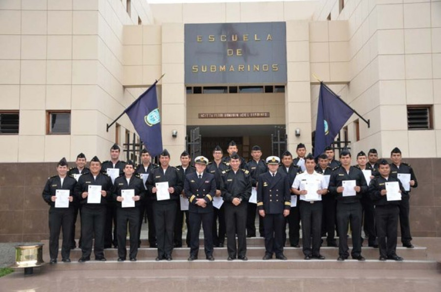 Participantes del seminario de empleo táctico de sonares y torpedos. Foto: Marina de Guerra del Perú.
