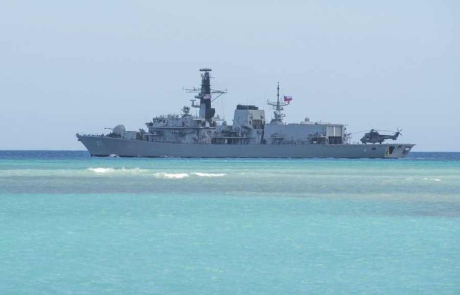 La fragata Lynch deja Pearl Harbour para desarrollar la fase de operaciones en el mar. Foto: Armada de Estados Unidos