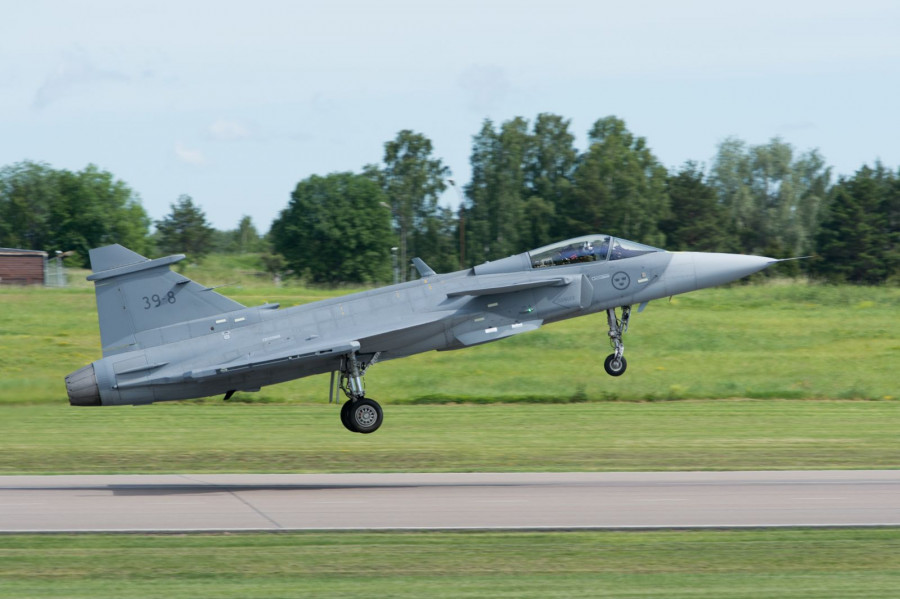 Gripen E First Flight 90662