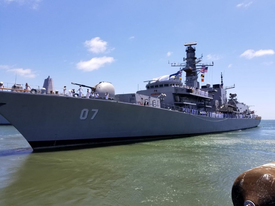 El buque chileno zarpó de San Diego el 18 de junio y arribará a Hawaii el 25 de junio. Foto: Armada de Chile