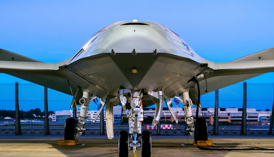 Aeronave no tripulada de Boeing para el abastecimiento en vuelo desplegable en portaaviones. Foto: Boeing