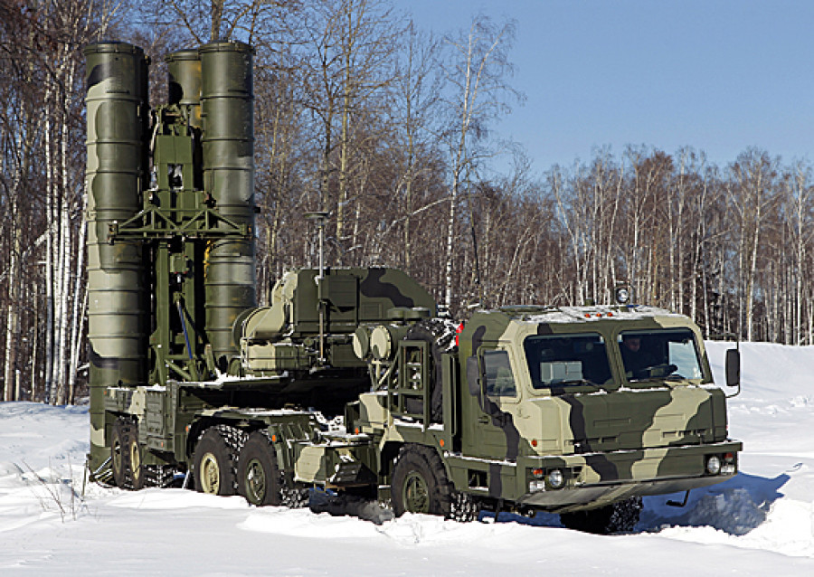Sistema antiaéreo ruso S-400. Foto: Almaz Antey
