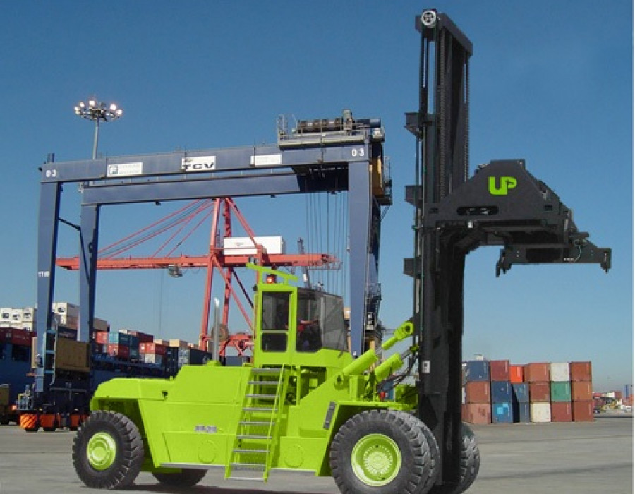 Portacontenedor de la empresa Up Lifting. Foto: Up Lifting