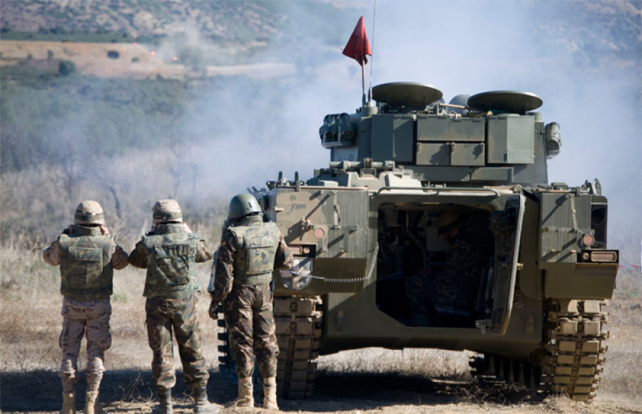 Tiro con el Vehiculo de Combate Pizarro. Foto: Ejército de Tierra