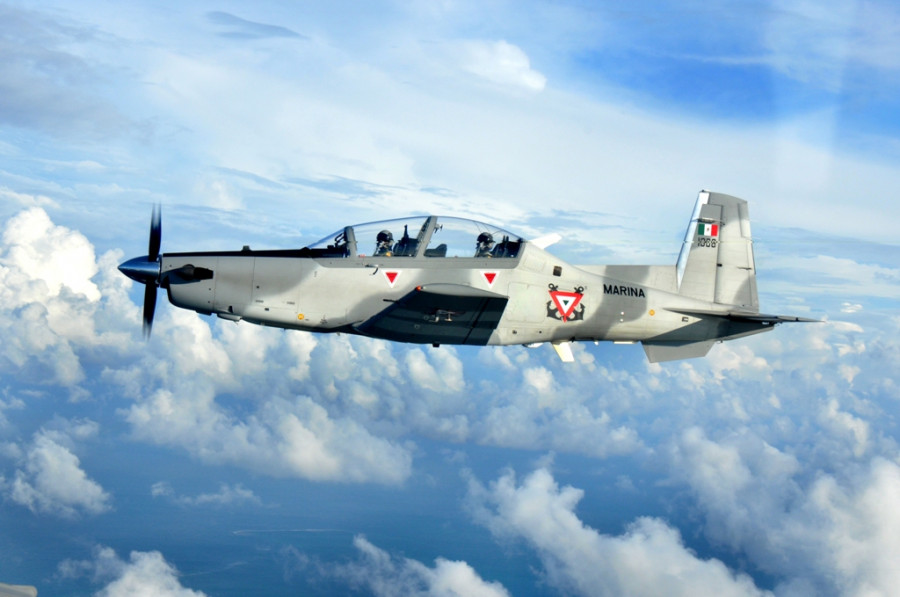 Uno de los T-6C de la Armada de México en vuelo. Imagen Secretaría de Marina