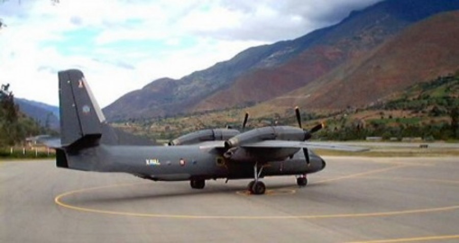 Avión de transporte An-32B de la Aviación Naval. Foto: Marina de Guerra del Perú.