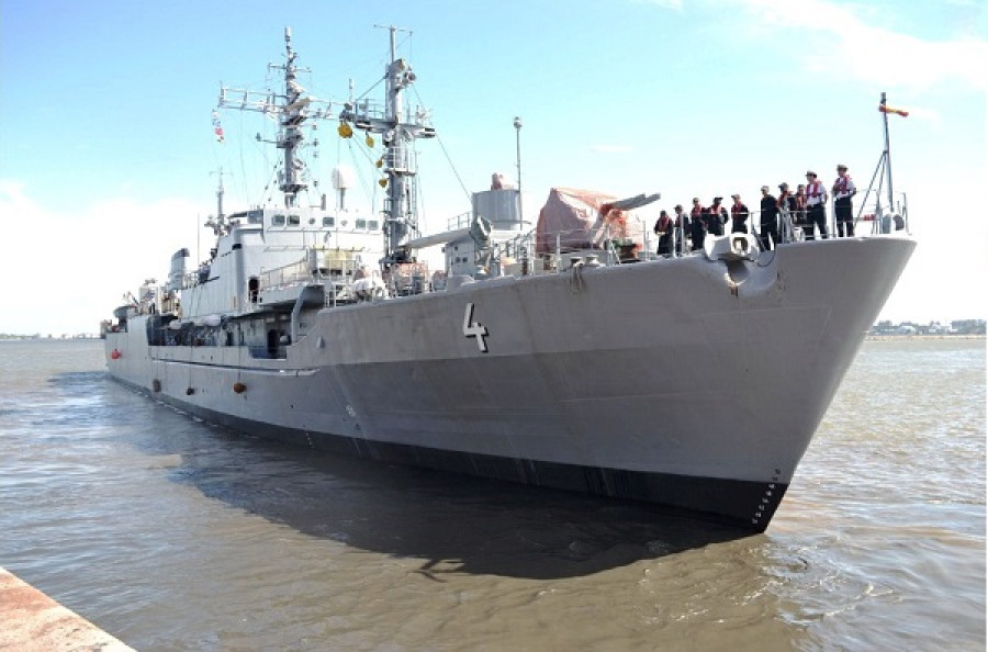 Buque de apoyo logístico ROU 04 General Artigas. Foto: Armada Nacional del Uruguay.