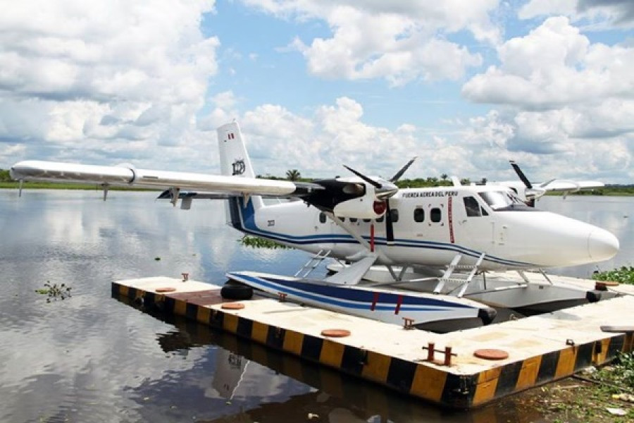 Avión Twin Otter de la FAP en configuración anfibia. Foto: Fuerza Aérea del Perú.