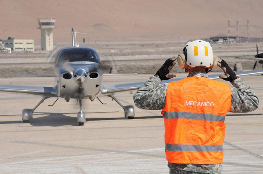 Los aviones SR-22T revitalizarán la capacidad de entrenamiento de los pilotos en la II Brigada Aérea. Foto  FACh.