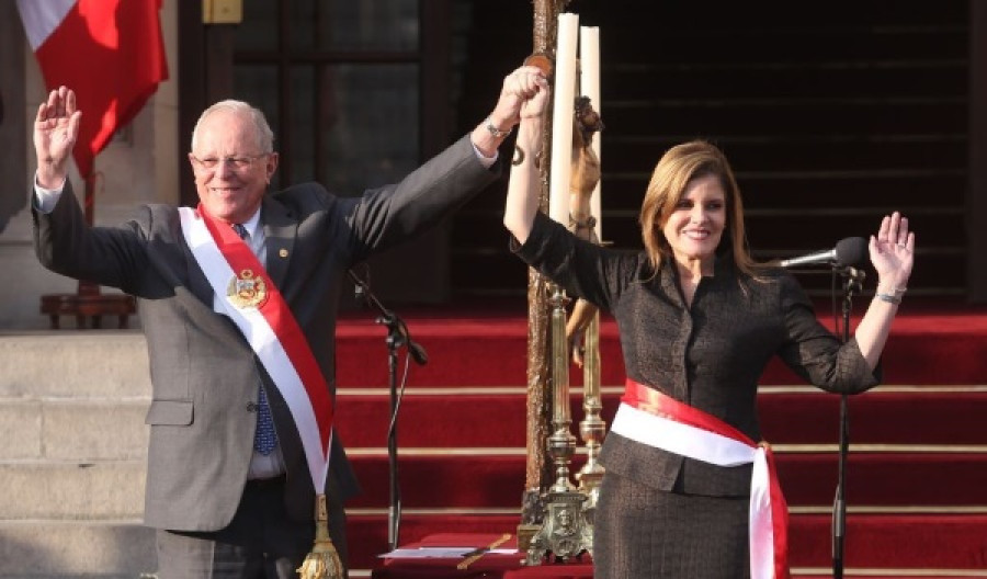 El presidente Kuczynski y la nueva premier, Mercedes Aráoz, en Palacio de Gobierno. Foto: Presidencia del Consejo de Ministros del Perú